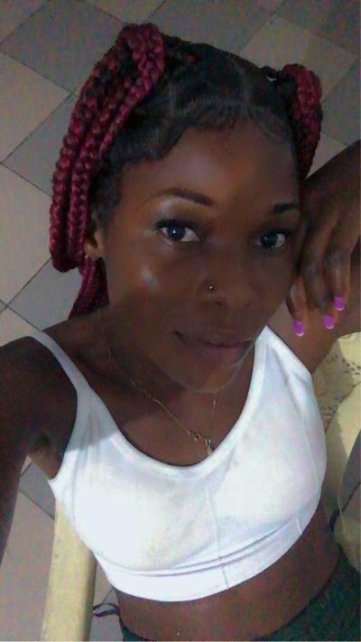 Angel 34 ans Cotonou  Togo