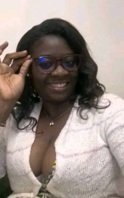 Stephanie 30 ans Ewondo  Cameroun