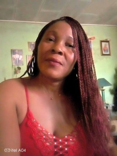 Bernadette 39 ans Yaoundé 3 Cameroun