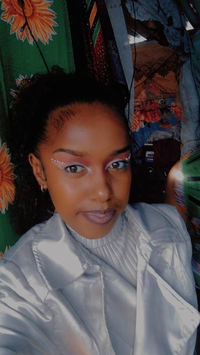 Lucia 21 ans Fort Dauphin  Madagascar