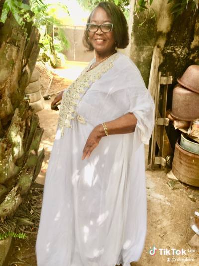 Rose 71 ans Cocody Côte d'Ivoire