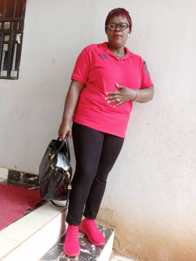 Mireille 51 ans Yaoundé 5 Cameroun