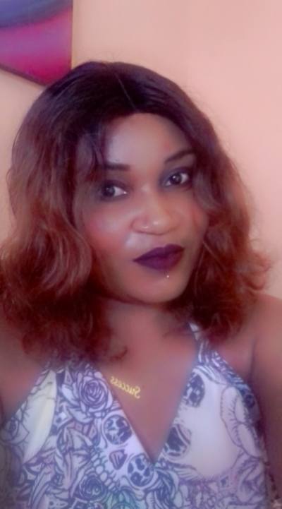 Nathalie 30 years Douala  Cameroon