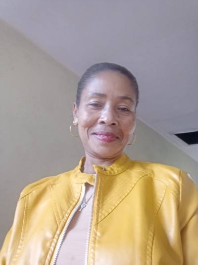 Aurelie 48 ans Toamasina  Madagascar