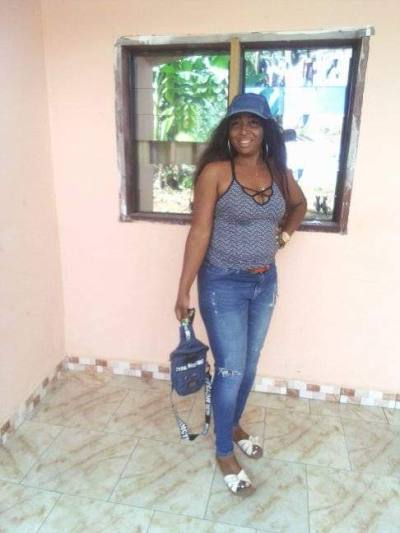 Mireille 45 ans Yaoundé 4 Cameroun