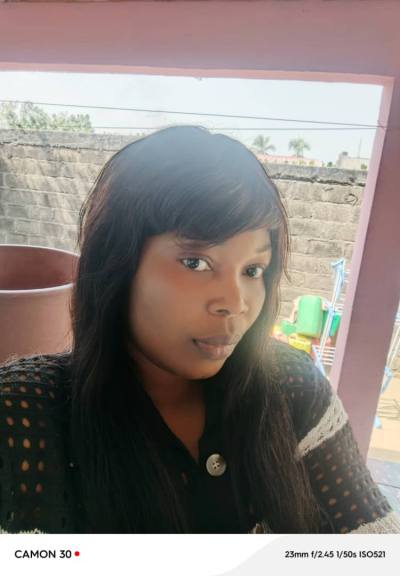 Annick 35 ans Dokui  Côte d'Ivoire