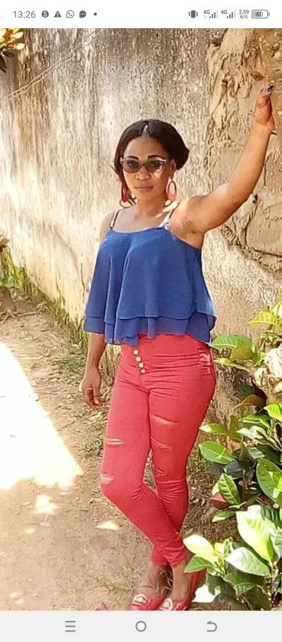 Pascaline  36 ans Yaoundé  Cameroun