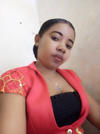 Brenda 30 ans Sambava Madagascar