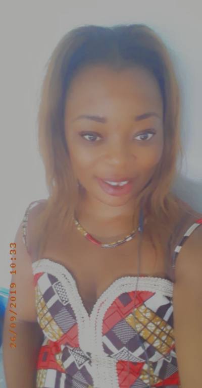 Julie 35 years Douala  Cameroon