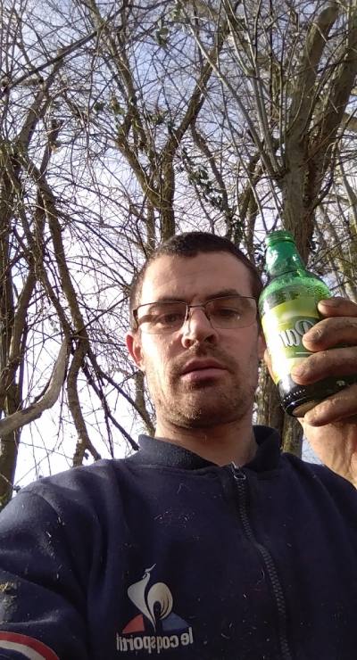 Vincent 34 years Ginai France