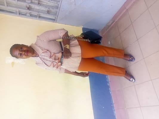 Beatrice 49 ans Douala Cameroun