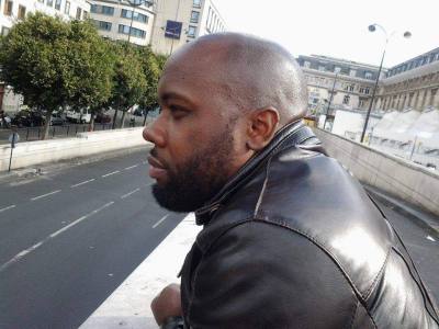 Lenny  39 Jahre Paris Frankreich