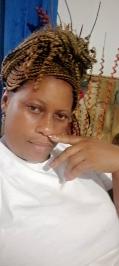 Nanou 41 ans Yde Cameroun