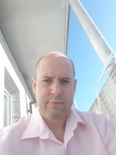 Fabien 45 ans Romainville France