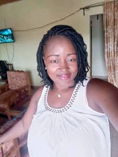 Jade 40 ans Yaoundé Cameroun  Cameroun