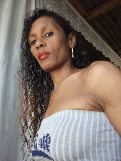 Lucie 44 ans Toamasina Madagascar