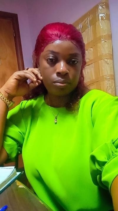 Gaelle 32 years Douala  Cameroon