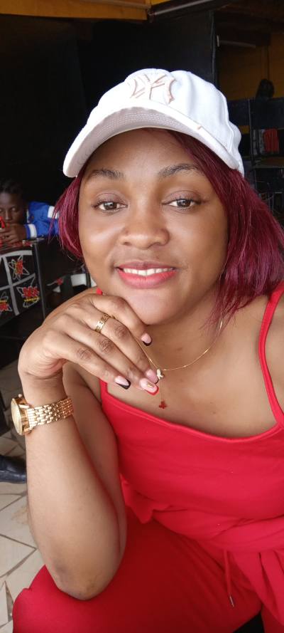 Barbara 29 ans Yaoundé Iv Cameroun