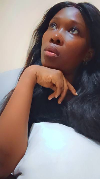 Flore 33 ans Cocody Côte d'Ivoire