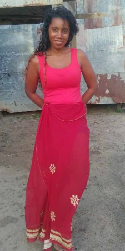 Elina 35 ans  Vohemar  Madagascar