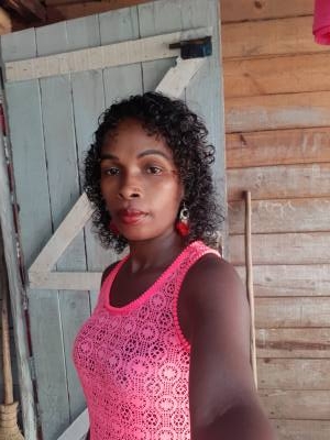 Vero 34 ans Toamasina  Madagascar