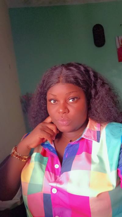 Vanessa 26 ans Yaoundé  Cameroun