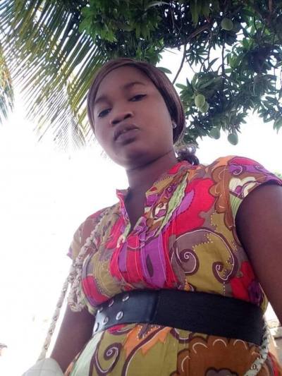 Francoise 31 ans Maritime Togo