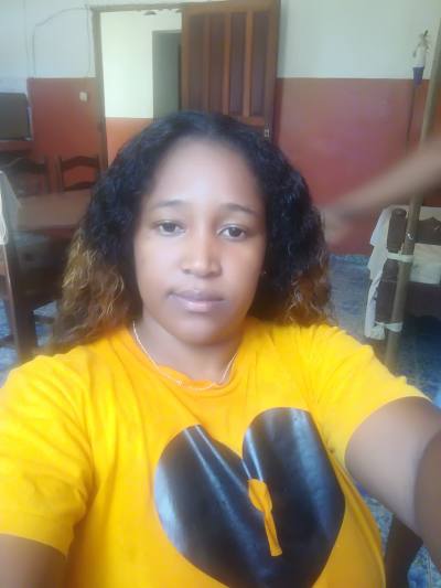 Vololona 36 ans Sambava Madagascar