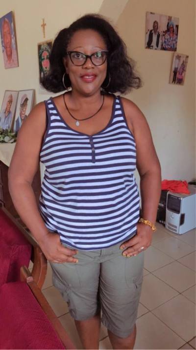 Micheline 51 ans  Cameroun