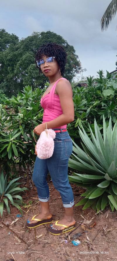 Sylvana 29 ans Sambava  Madagascar