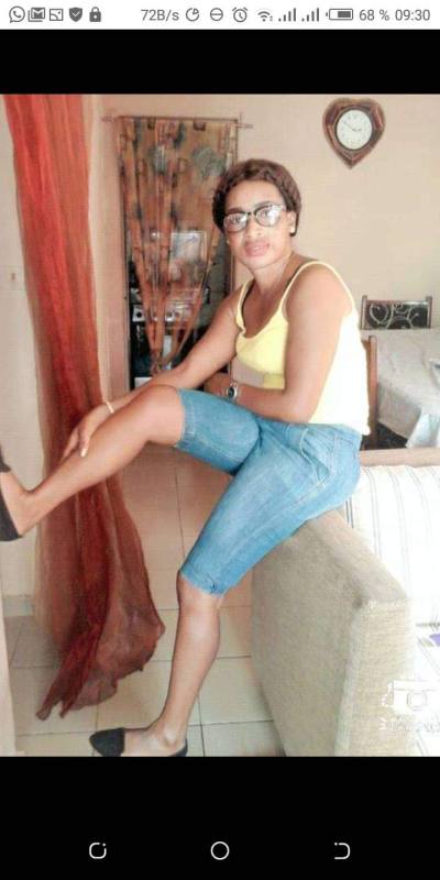 Lysia 35 ans Libreville  Gabon