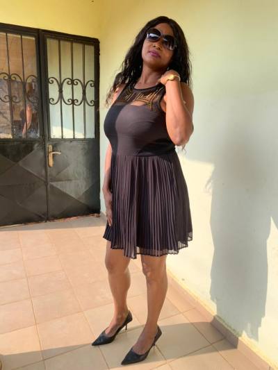 Marielle 41 Jahre Yaoundé  Cameroun