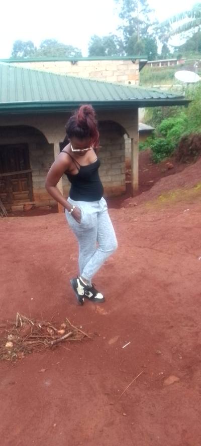 Prudy 33 ans Yaoundé 7 Cameroun