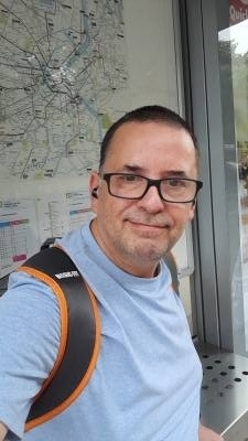 Eric 49 ans Merignac France