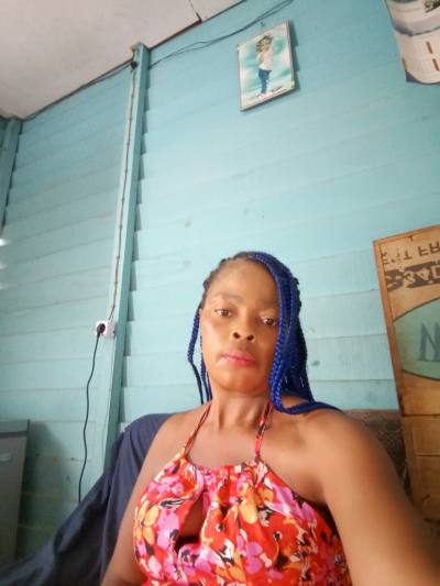 Sorelle 42 ans Kribi  Cameroun