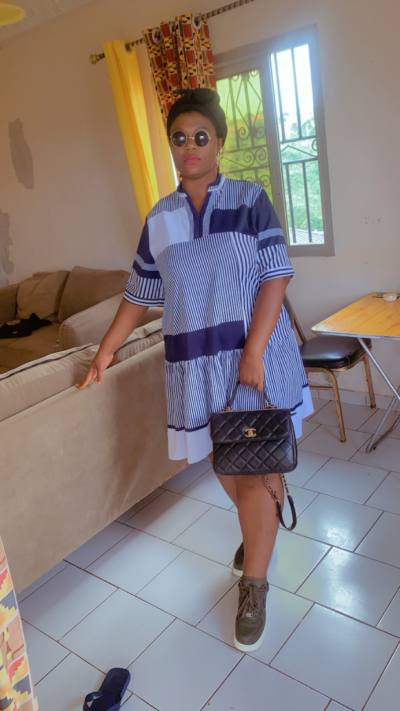 Salomé 33 ans Odza Cameroun