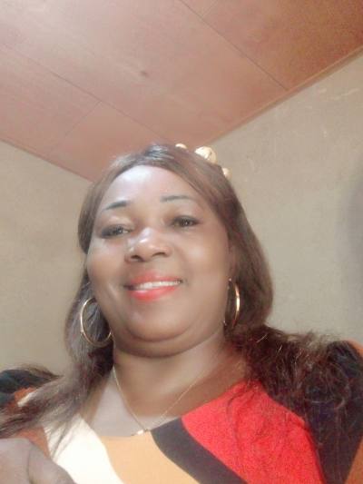 Prisca 46 ans Yaoundé5 Cameroun