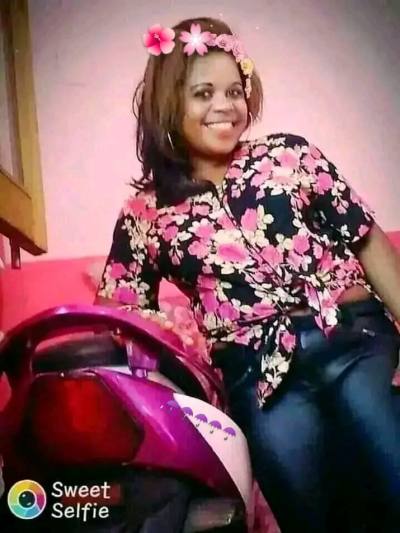 Nicole 44 ans Tamatave Madagascar