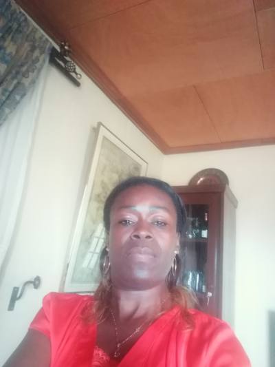 Anne marie 48 years Yaoundé Cameroon