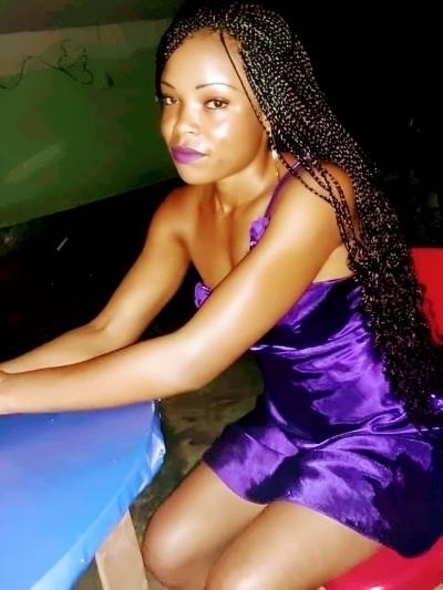 Elisette 34 Jahre Yaoundé  Kamerun