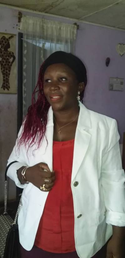 Joane 44 ans Yaounde Cameroun