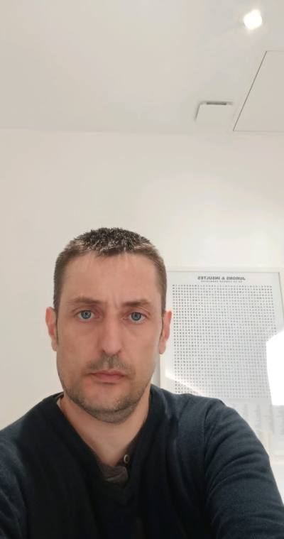 Michaël 43 ans Lyon 6 France