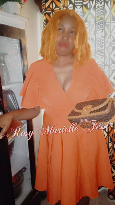 Rosy 37 years Yaoundé Centre  Cameroun