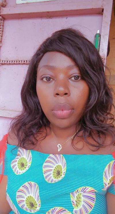 Manuella 34 ans Yaoundé Cameroun