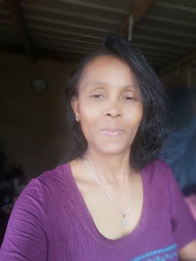 Lucie 53 ans Antananarivo Madagascar