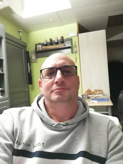 Olivier 52 ans Estaimpuis  Belgique