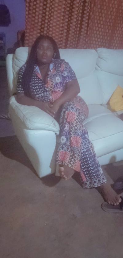 Marie angele 36 years Yaoundé Cameroon