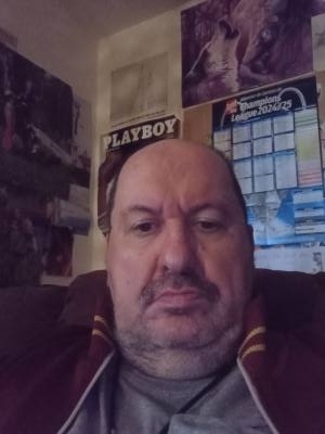 Matthias 67 ans Plauen Allemagne