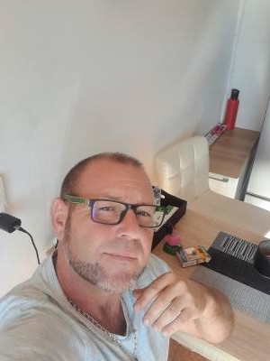 Laurent 48 ans Speracedes France