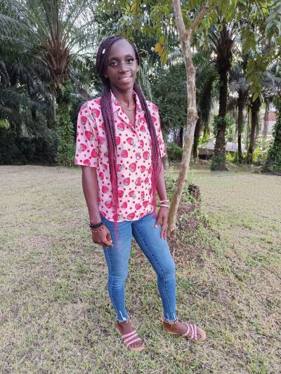 Adriane 23 years Douala  Cameroon